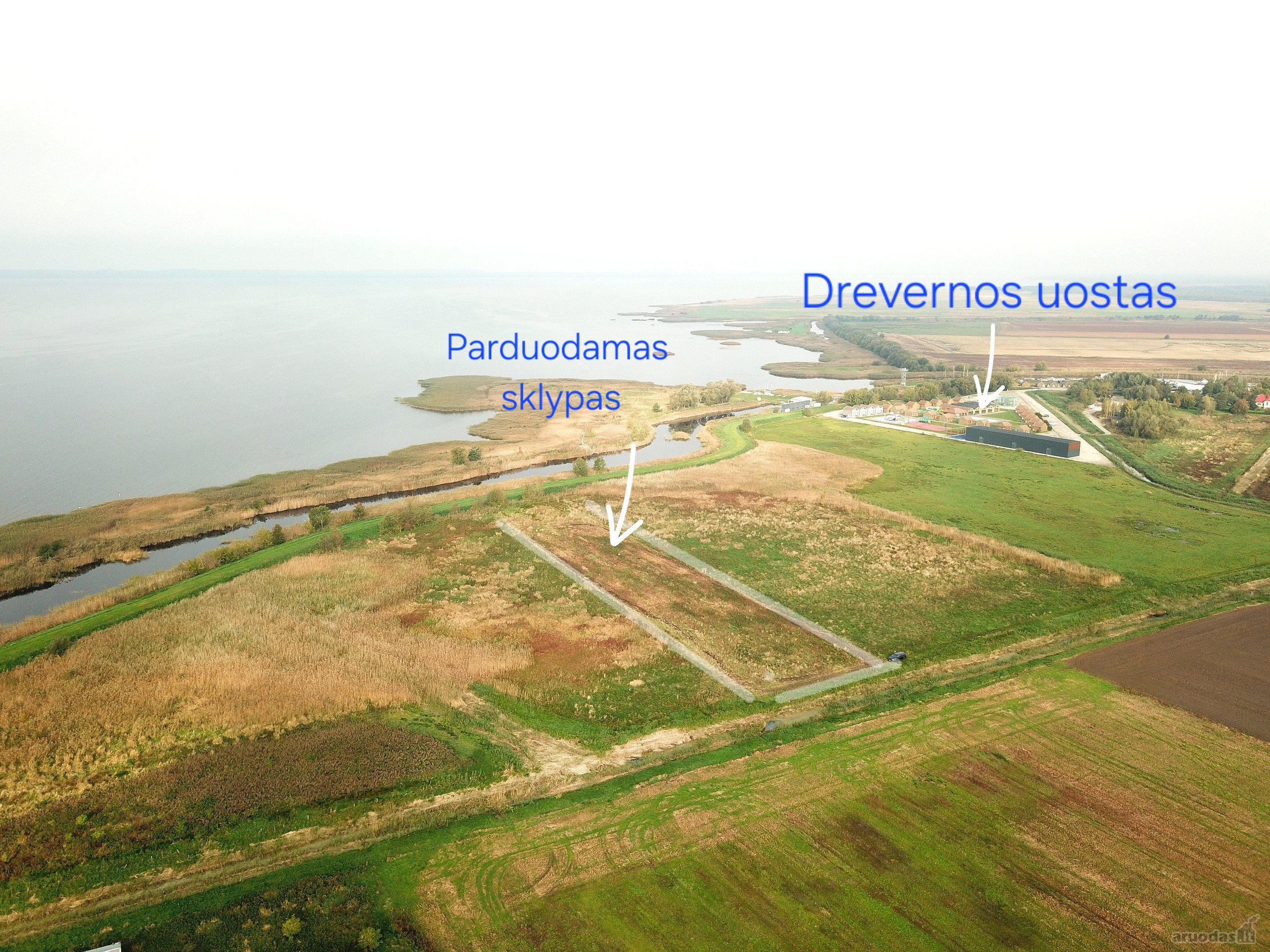 Parduodamas erdvus 76,04 aro žemės sklypas