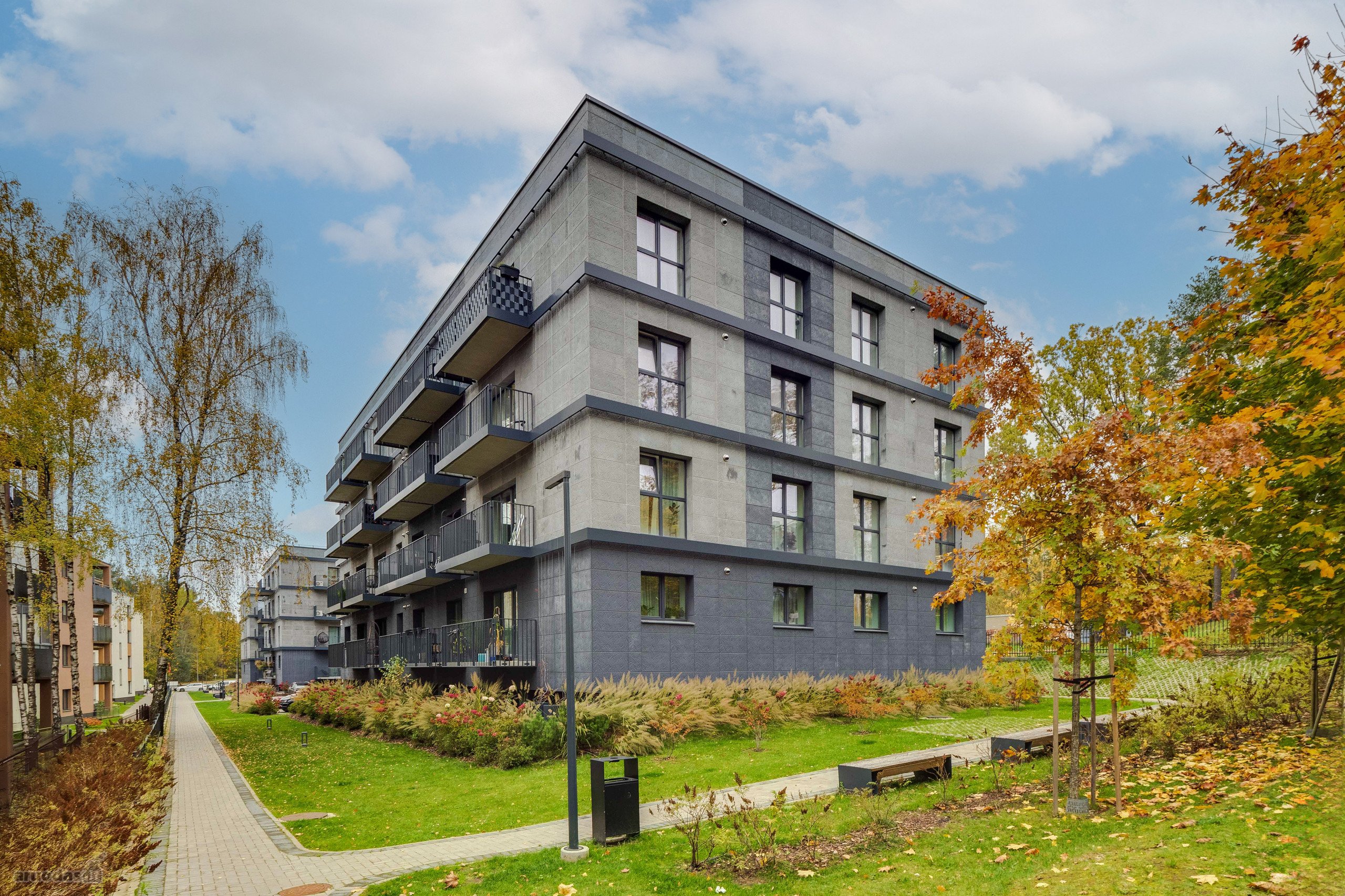 Parduodamas Jaukus 1 Kambario Butas Bajoruose