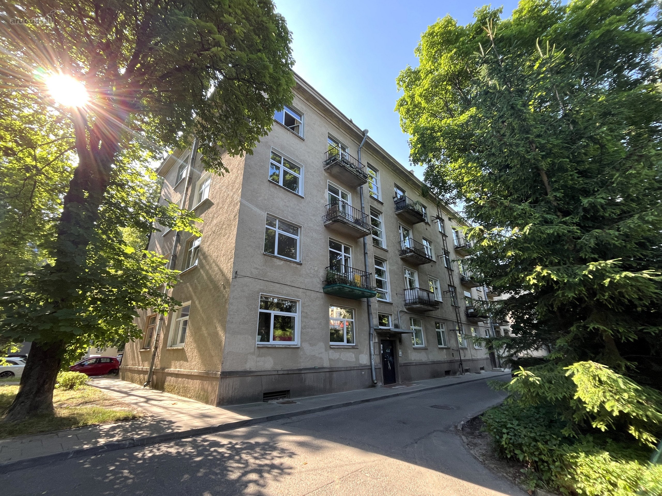 Butas su rūsiu Antakalnyje