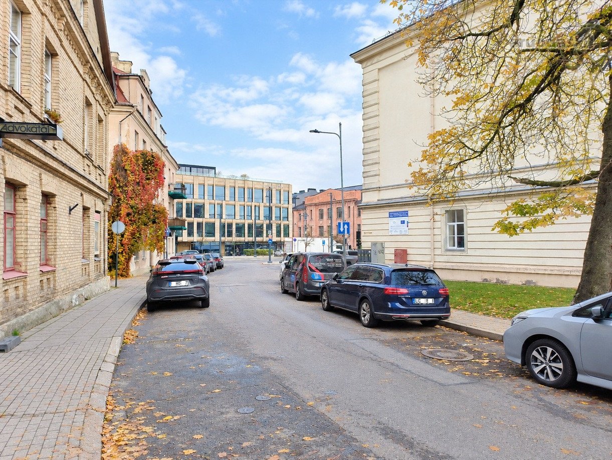 Išnuomojamos 45,24 kv. m. komercinės patalpos