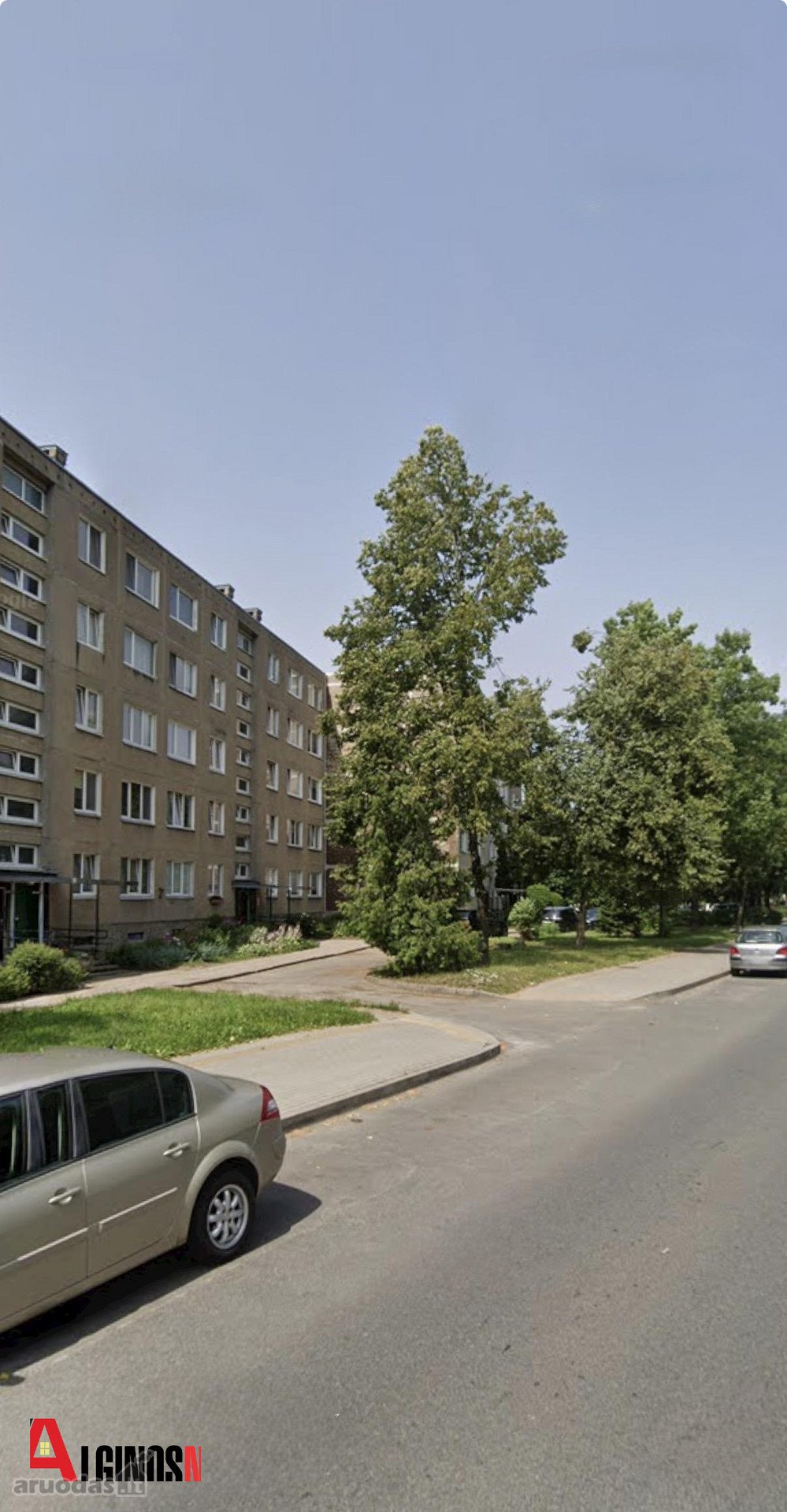 Klaipėdoje, Gedminų g. parduodamas trijų
