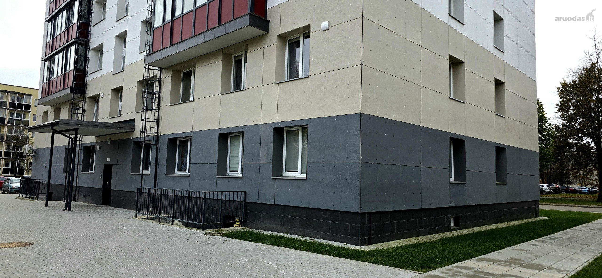 Nuomojamas dviejų kambarių butas renovuotame