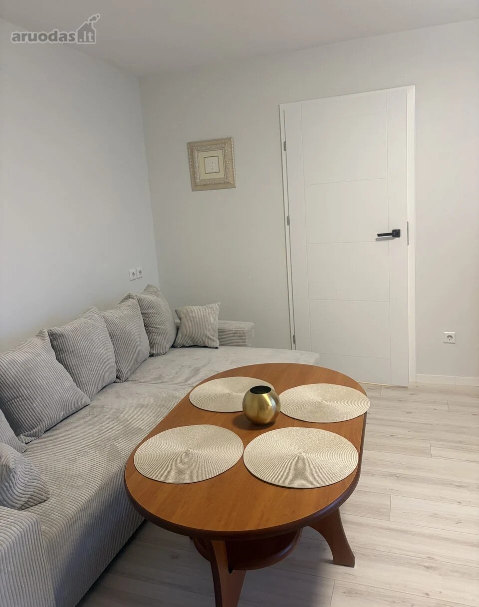 Suremontuotas 2 Kambarių Butas Taikos