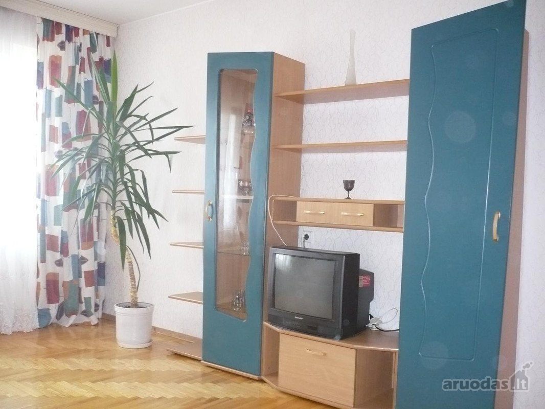 Nuomojamas įrengtas 3-jų izoliuotų kambarių