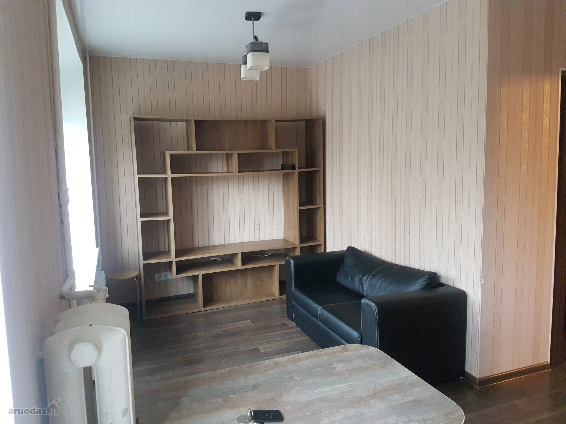 Plastikiniai langai, įstiklintas balkonas.