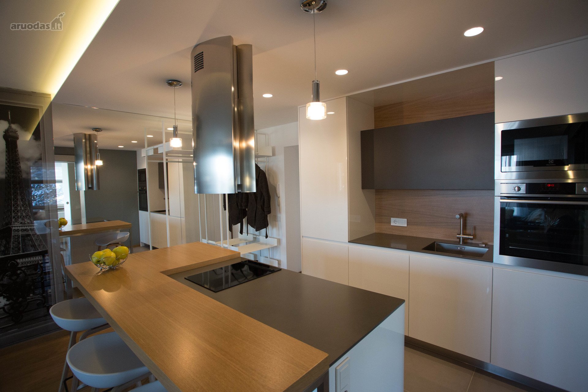 Parduodamas 52,47 kvadratinių metrų dviejų