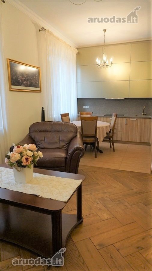 Susukome puikų šeimos lizdą ir, pagausėjus