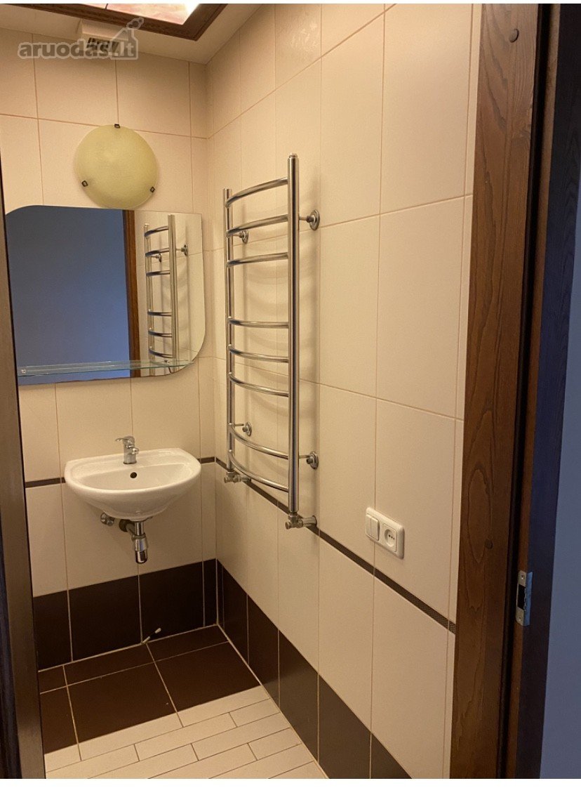 Išnuomojamas 3 kambarių butas Žolynų gatvėje,