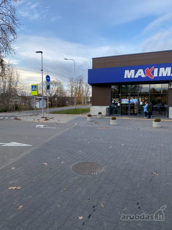 Šalia yra dvi dalis (40m2) ūkinių pastatų, - nuotraukos Nr. 10