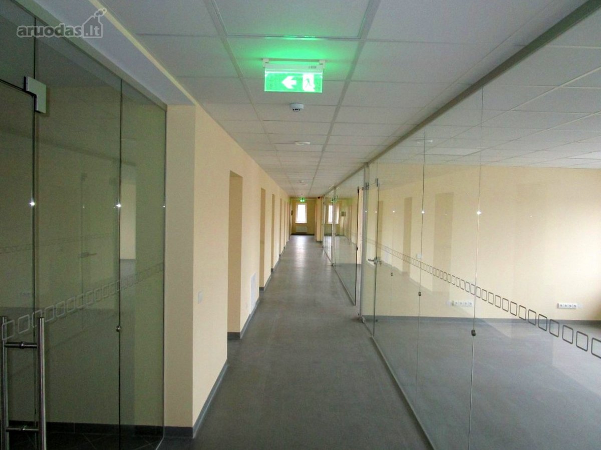 Pačiame Telšių miesto centre prie Prekybos - nuotraukos Nr. 6