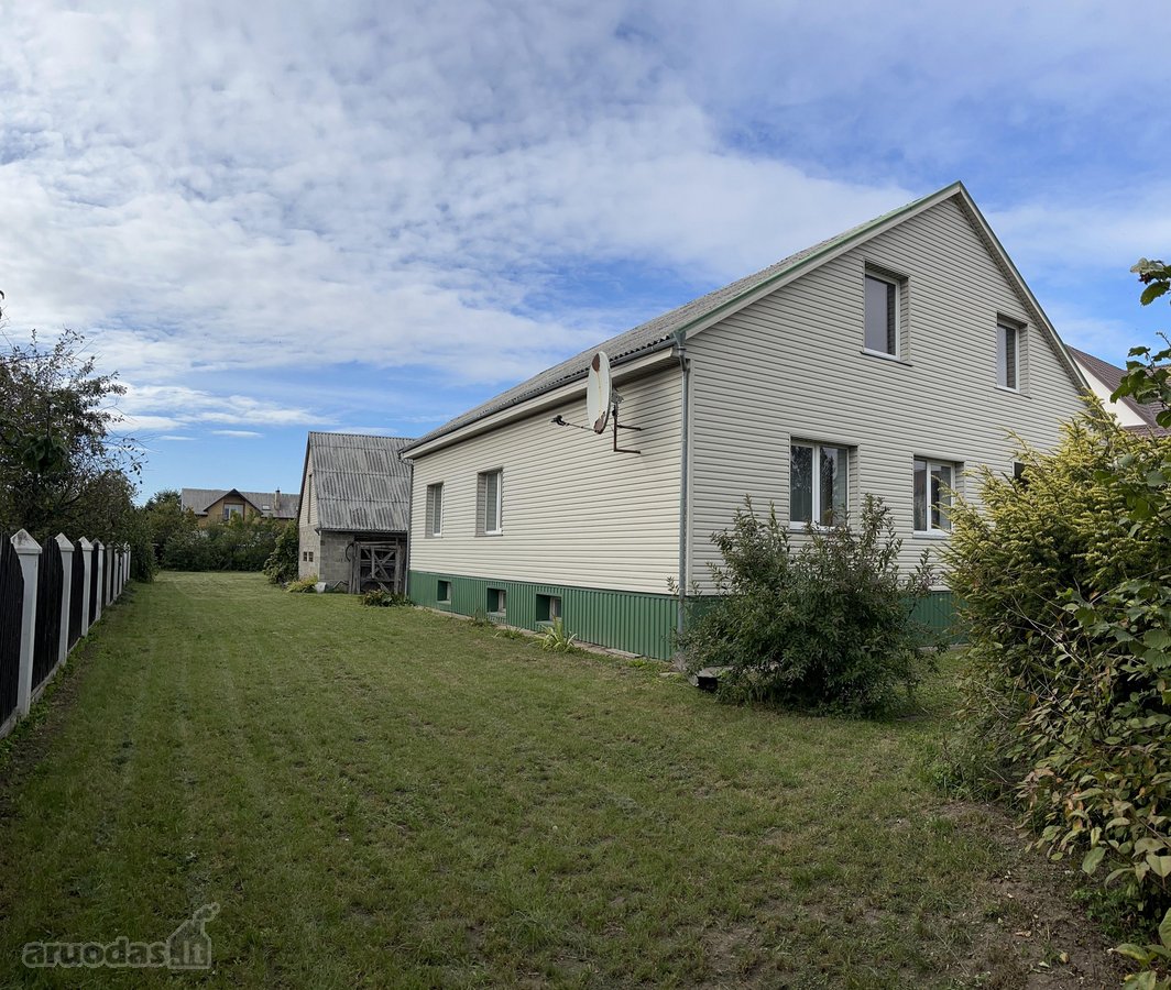 Trys miegamieji, svetainė, virtuvė, tualetas - nuotraukos Nr. 3