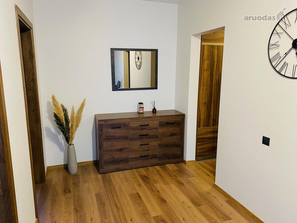 Parduodamas erdvus 65m² butas su holu.  - nuotraukos Nr. 12