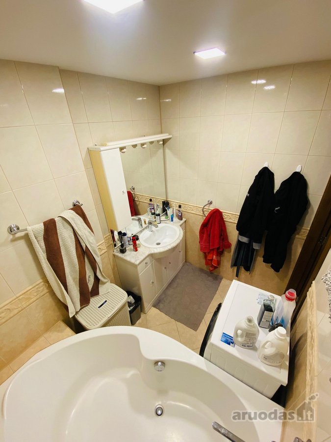 Parduodamas erdvus 65m² butas su holu.  - nuotraukos Nr. 15