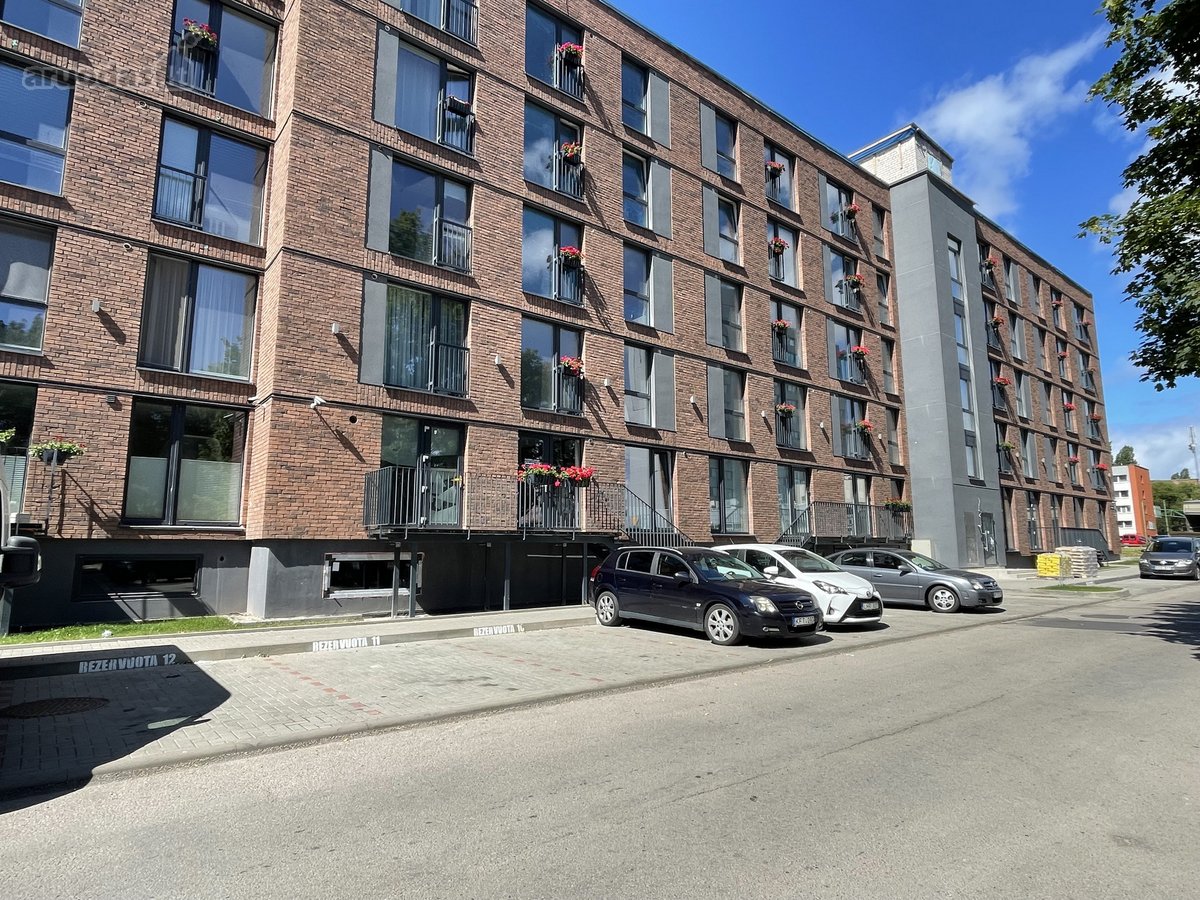 Klaipėdos centre šalia prekybos pasažo - nuotraukos Nr. 10