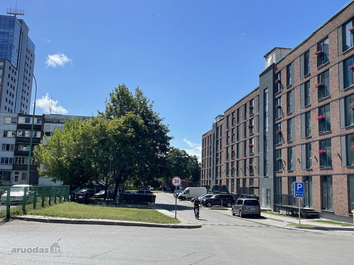 Klaipėdos centre šalia prekybos pasažo - nuotraukos Nr. 7