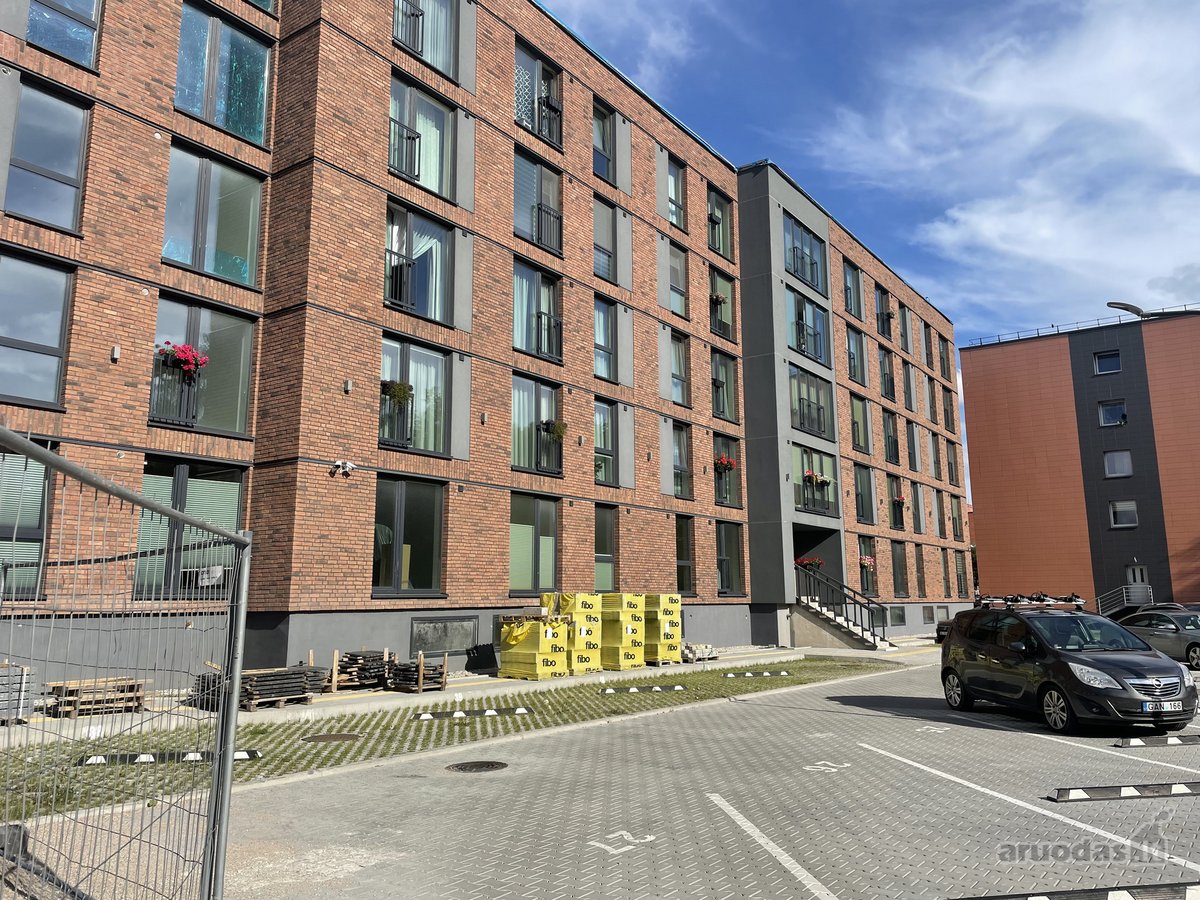 Klaipėdos centre šalia prekybos pasažo - nuotraukos Nr. 11