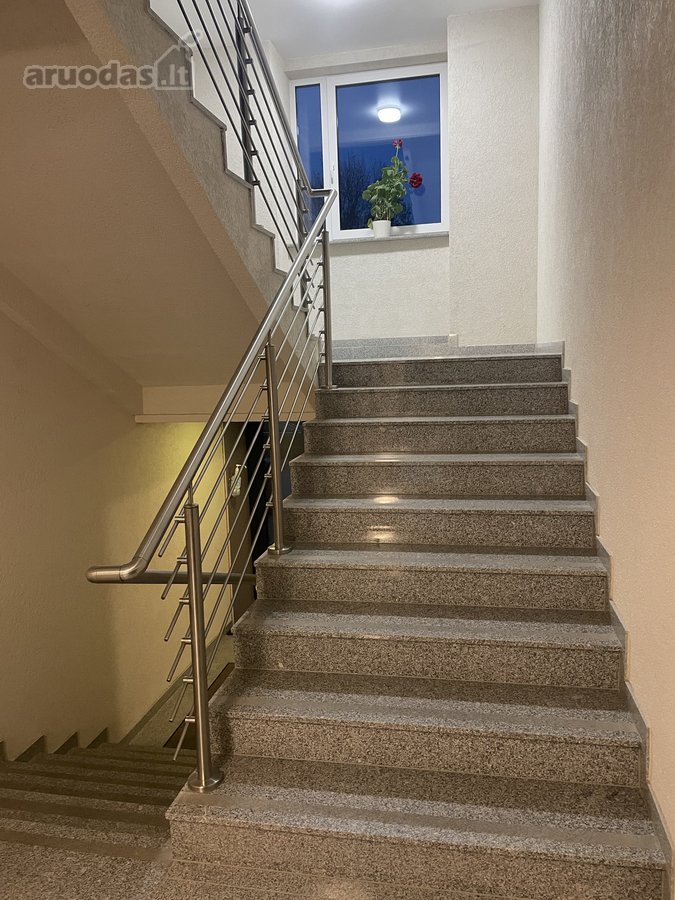 Klaipėdos centre šalia prekybos pasažo - nuotraukos Nr. 14