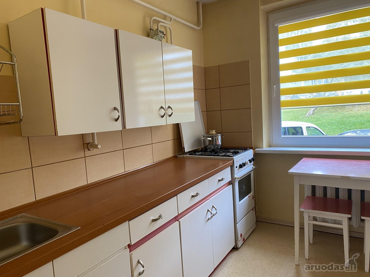 Išnuomojamas 3 kambarių butas renovuotame - nuotraukos Nr. 12