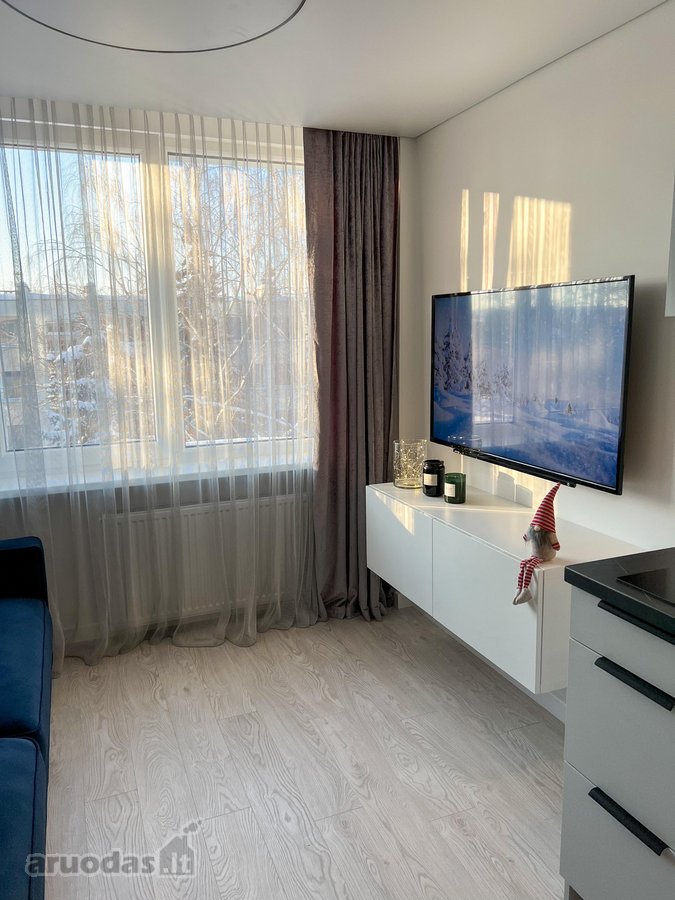 Nuo rugsėjo 1 d. nuomojamas jaukus ir - nuotraukos Nr. 3
