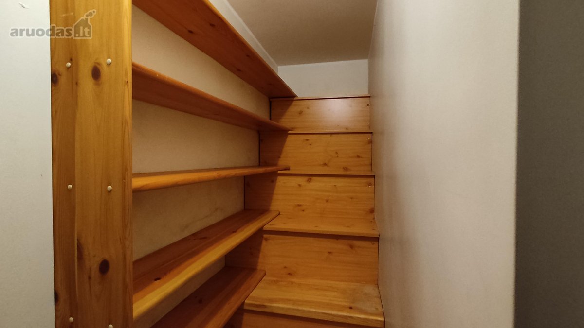Miesto centre nuomojamas butas/namo dalis, su - nuotraukos Nr. 17