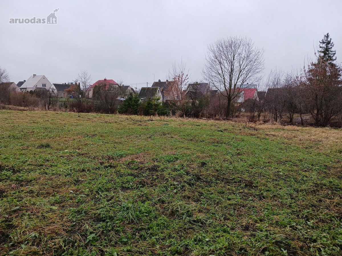 Parduodamas sklypas- namų valda, dydis 30arų
