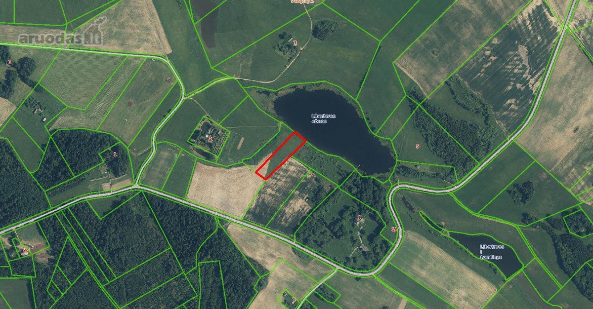 Parduodamas 0,71 ha žemės sklyps prie
