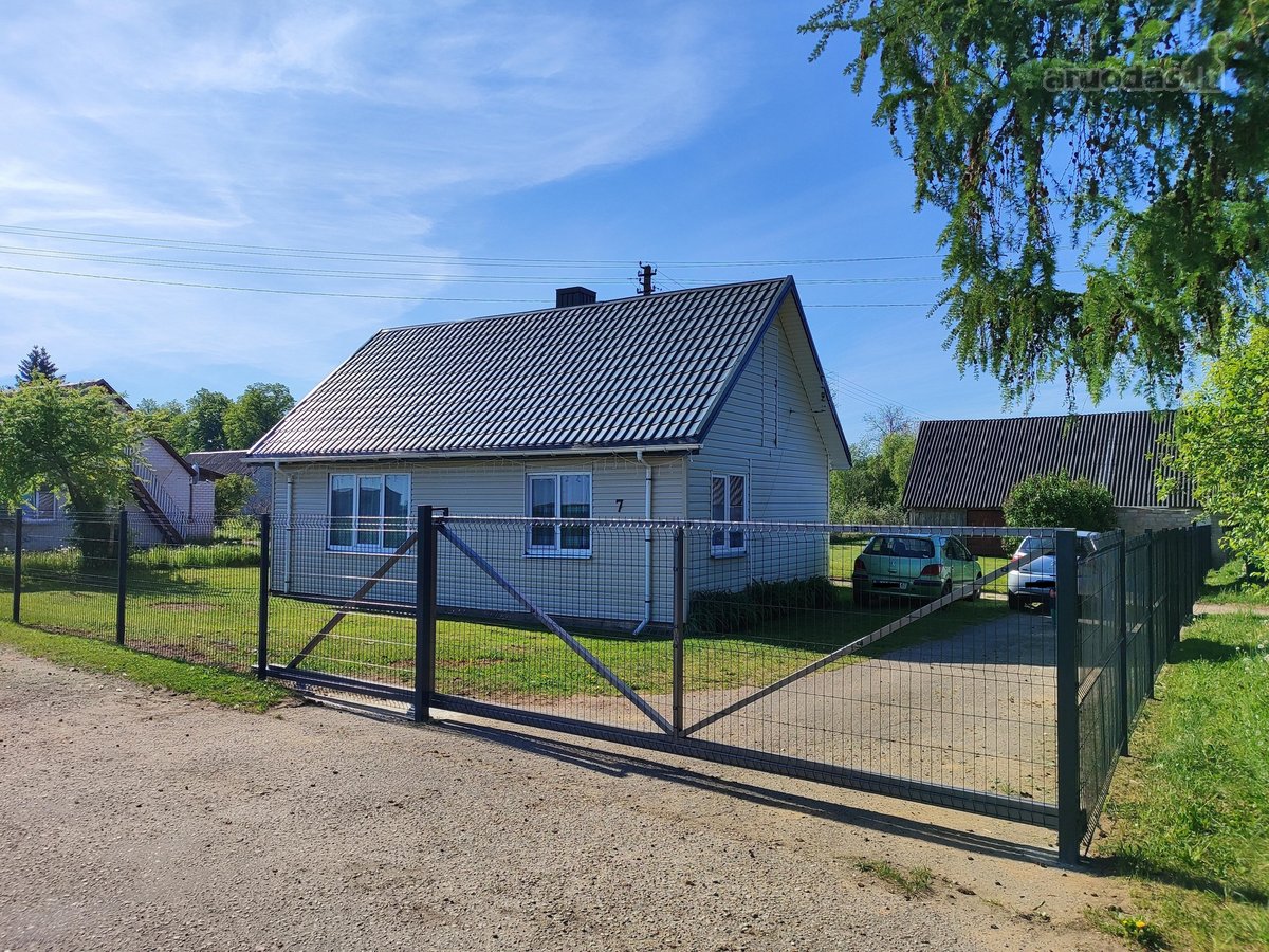 Parduodamas gyvenamas namas šale Šėtos Skelbiu.lt