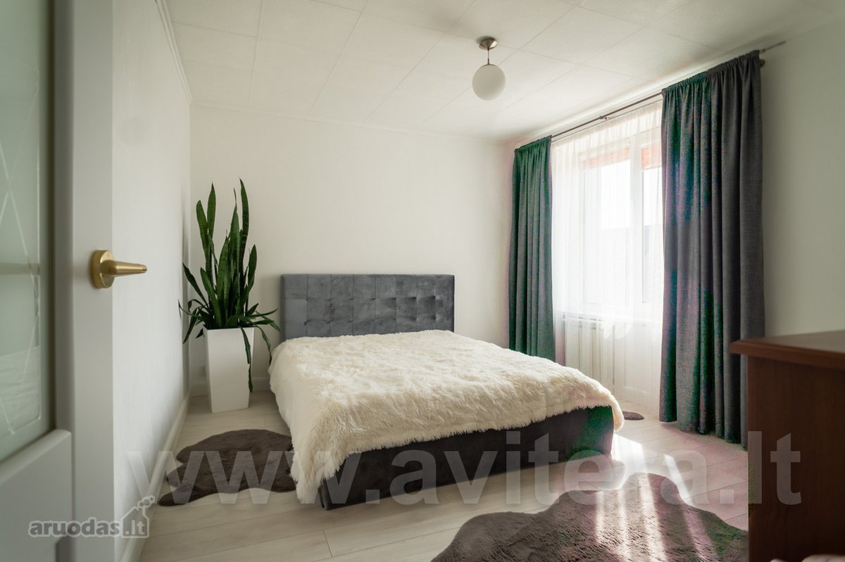 Parduodamas kokybiškai renovuotas namas - nuotraukos Nr. 7