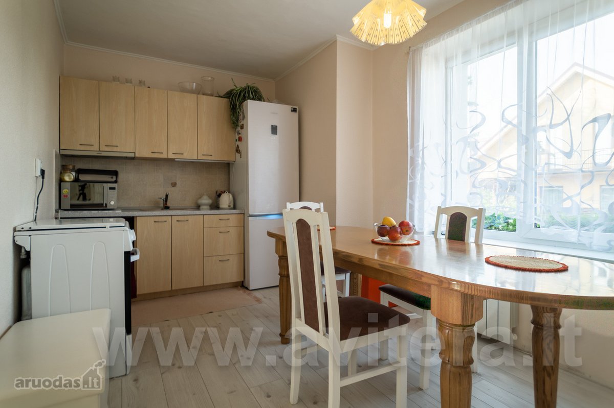 Parduodamas kokybiškai renovuotas namas - nuotraukos Nr. 3