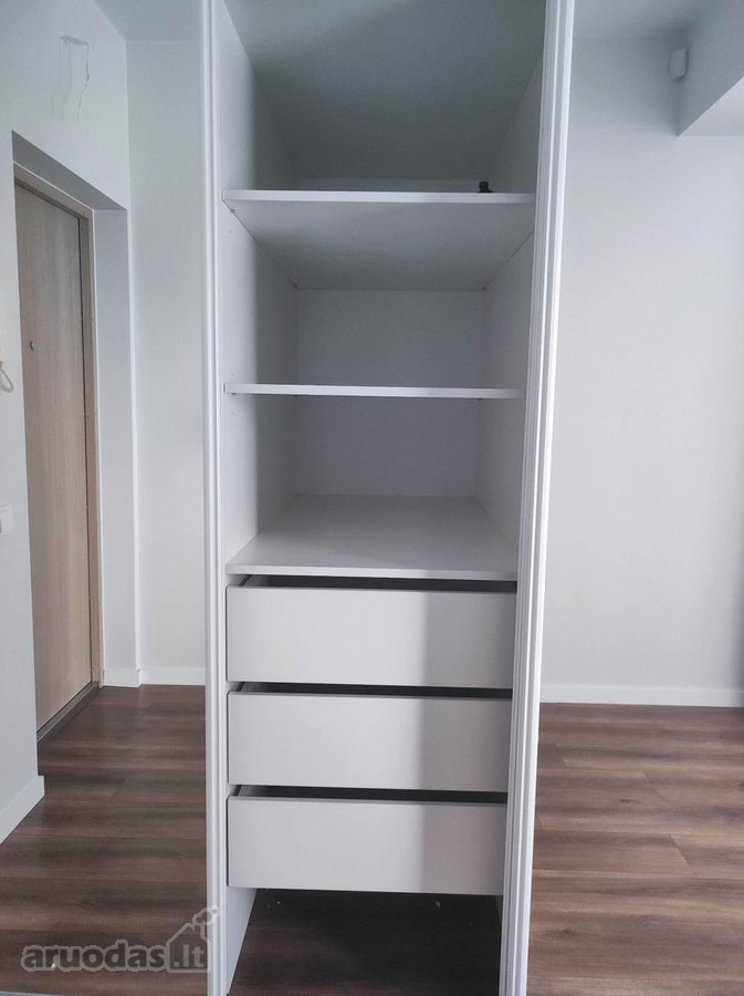 Išnuomojamas moderniai įrengtas 3 kambarių - nuotraukos Nr. 10