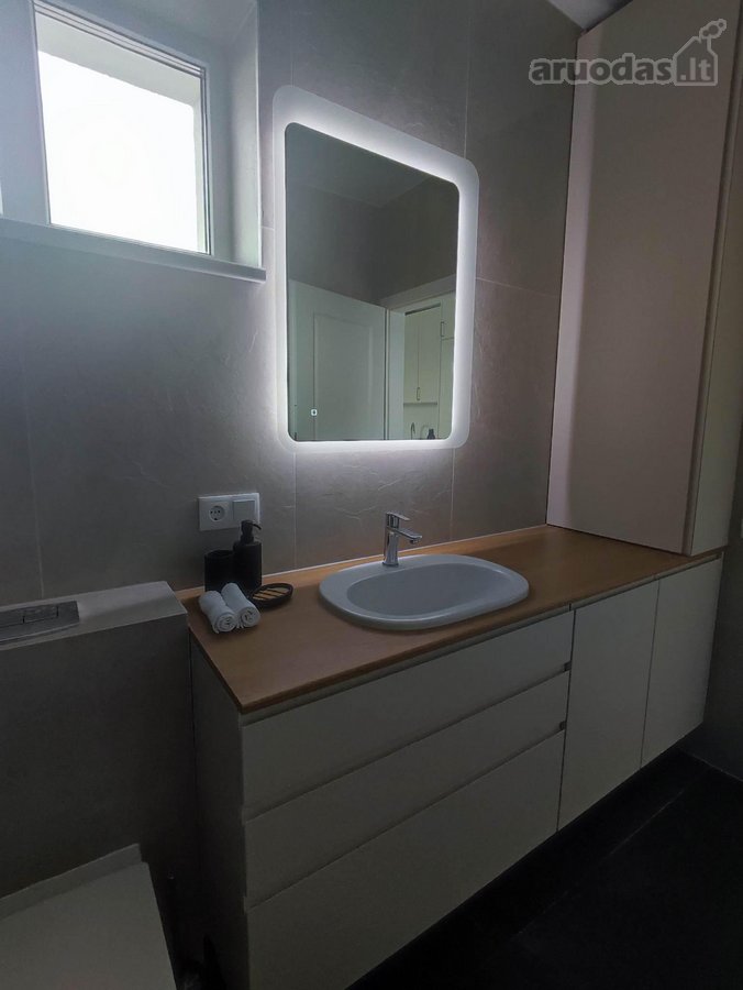 Išnuomojamas moderniai įrengtas 3 kambarių - nuotraukos Nr. 17