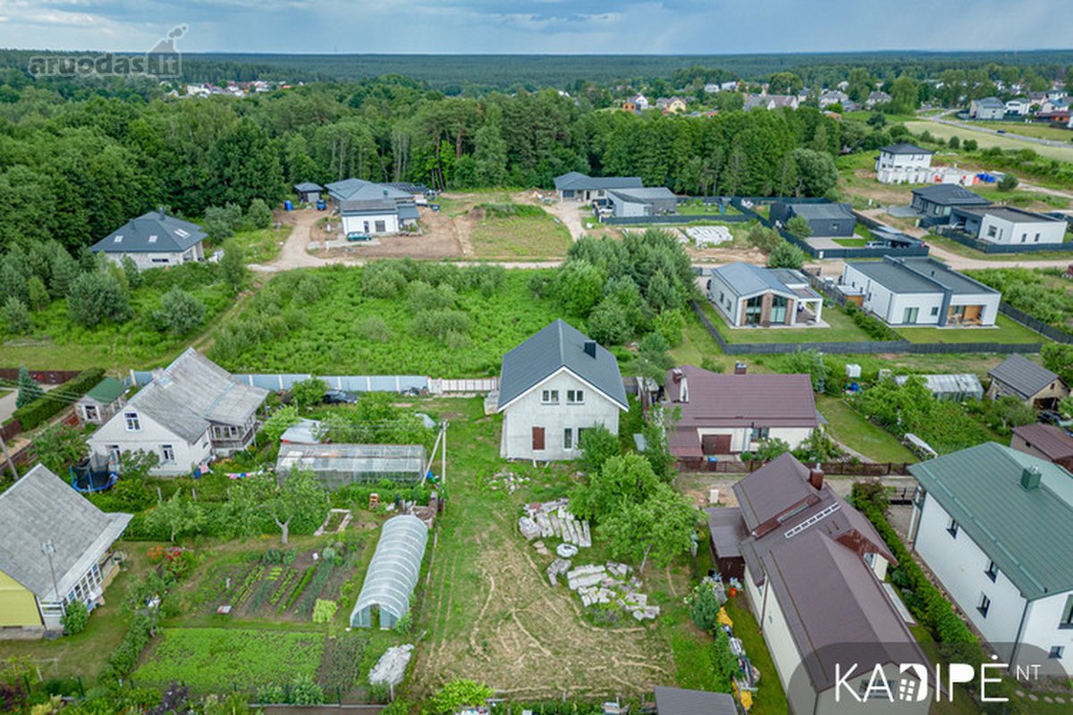 Дом, Vilniuje Balsiuose Krakiškių Sodų 15-oji g., Кирпичный дачный дом  Портал недвижимости-Aruodas.lt