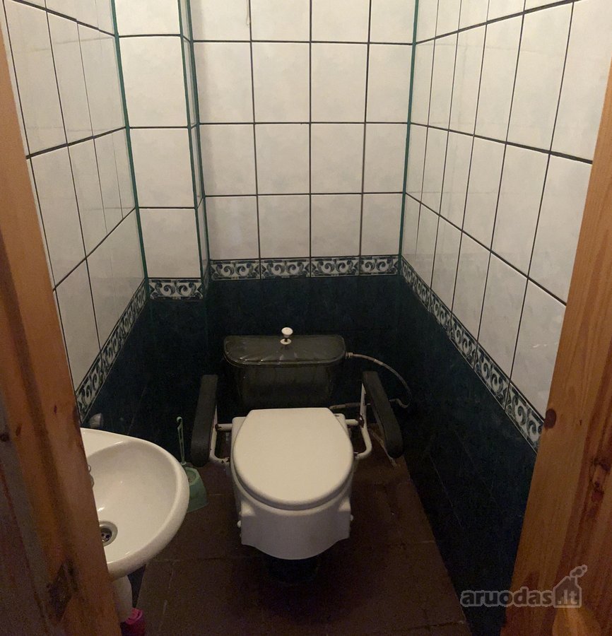 Trys miegamieji, svetainė, virtuvė, tualetas - nuotraukos Nr. 14