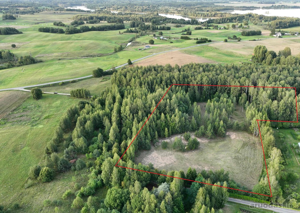 Parduodamas 1,61 ha namų valdos sklypas