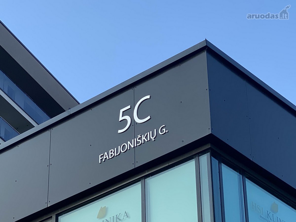 Fabijoniškių gatvės 5c namo vidiniame kieme