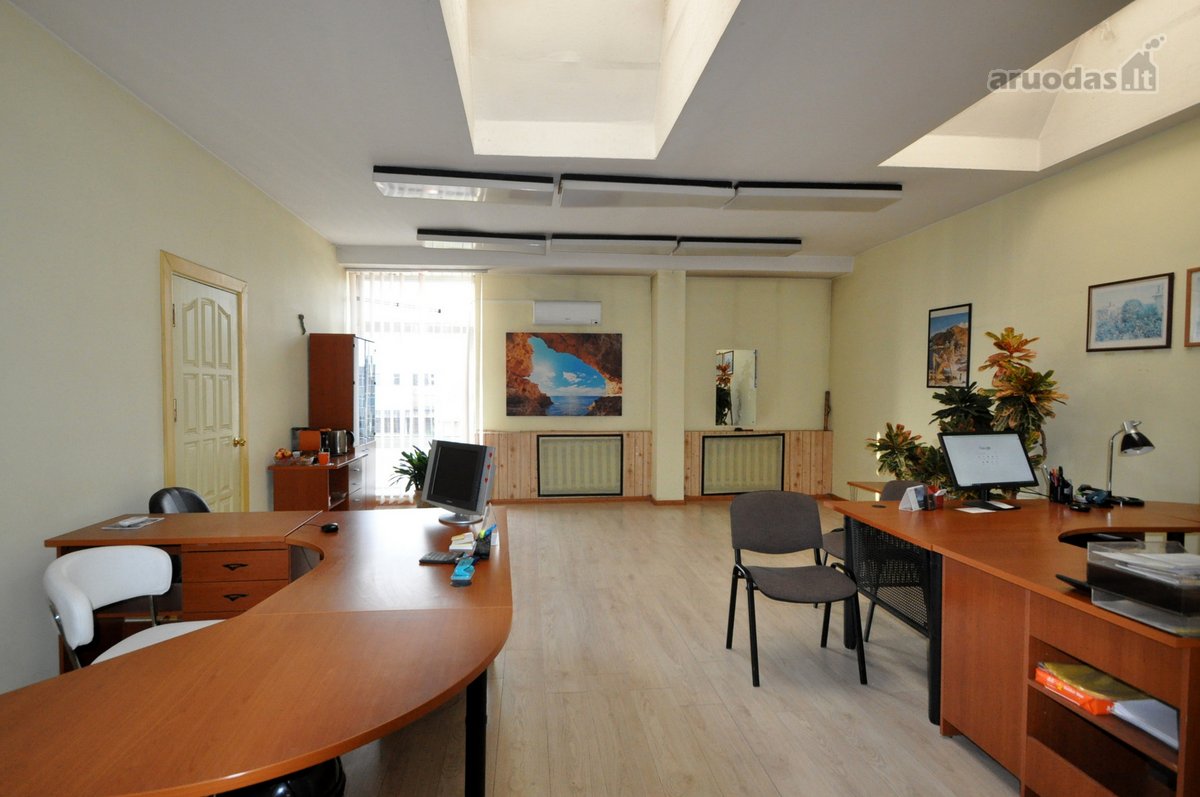 Parduodamos Administracinės Patalpos