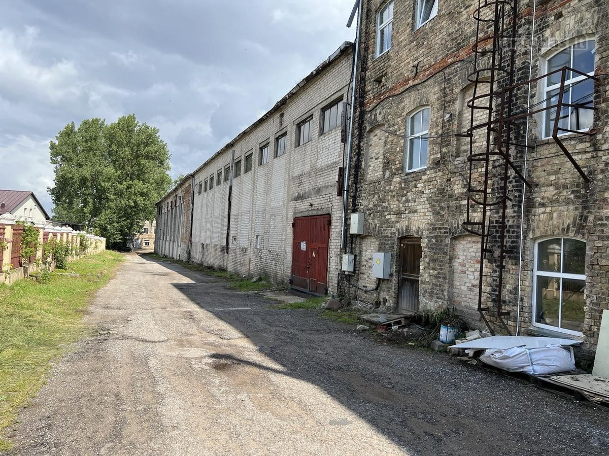 Vientisa patalpa be kolonų ir be pertvarų. - nuotraukos Nr. 2