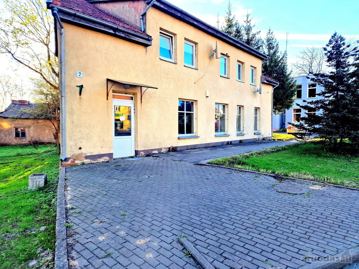 Patalpos 1 aukštas Pagėgių centre Vilniaus 7.