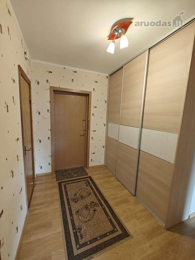 Išnuomojamas erdvus, šviesus ir labai šiltas - nuotraukos Nr. 2
