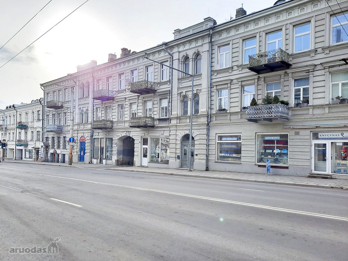 Parduodamos Administracinės Paskirties