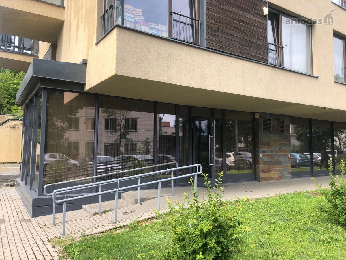 Isnuomojamos puikiai irengtos 103m. patalpos