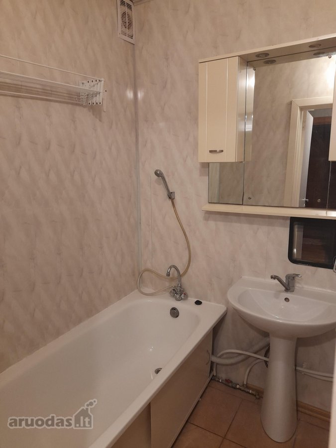 Asfaltuotas privažiavimas. Iki miesto centro - nuotraukos Nr. 8