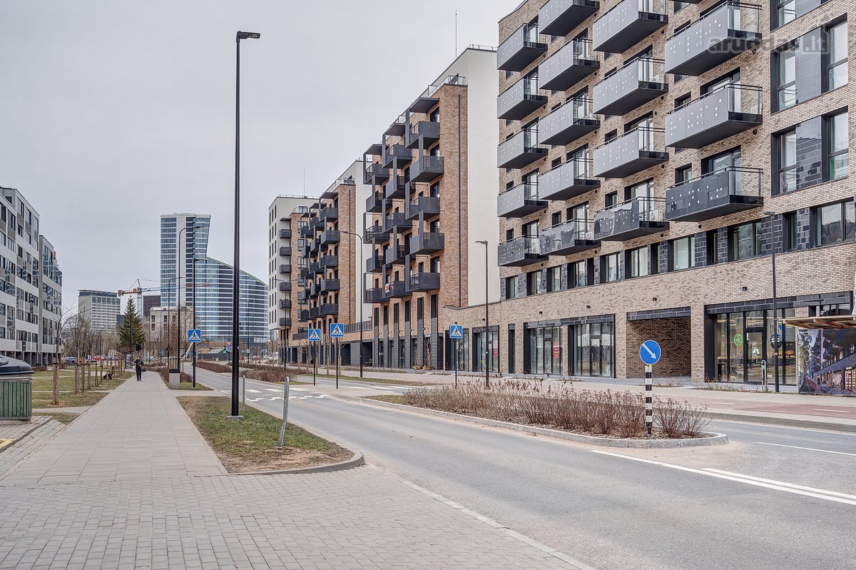 Nt vystymo įmonių grupė Infra Group perka