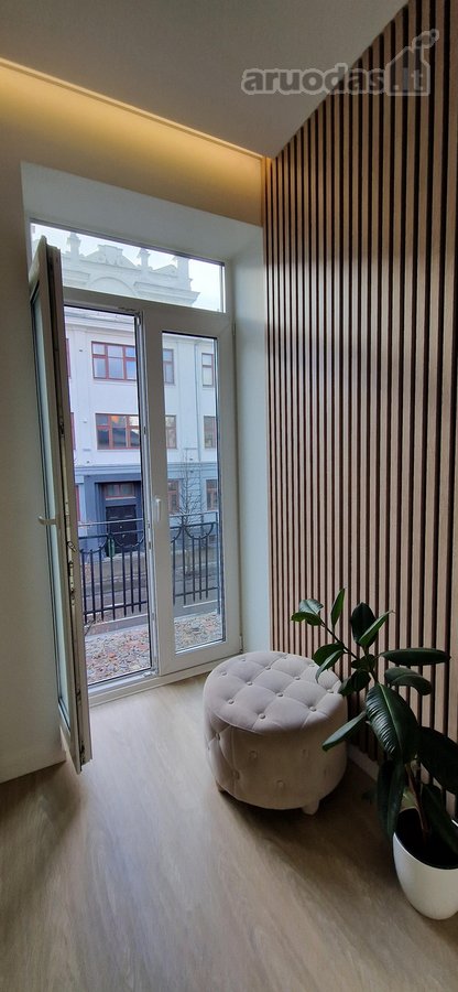 Kauno centre, renovuotame name, prie pat - nuotraukos Nr. 23