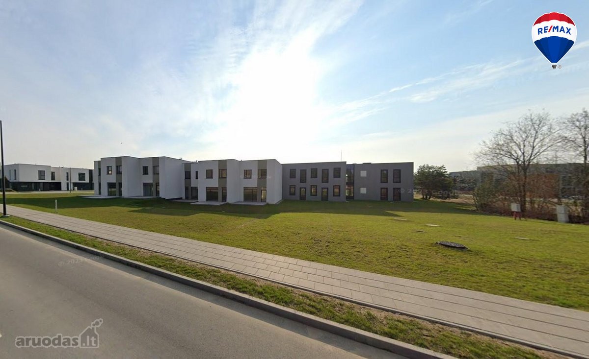 Premises (1369 sq. m.) for school or - nuotraukos Nr. 2