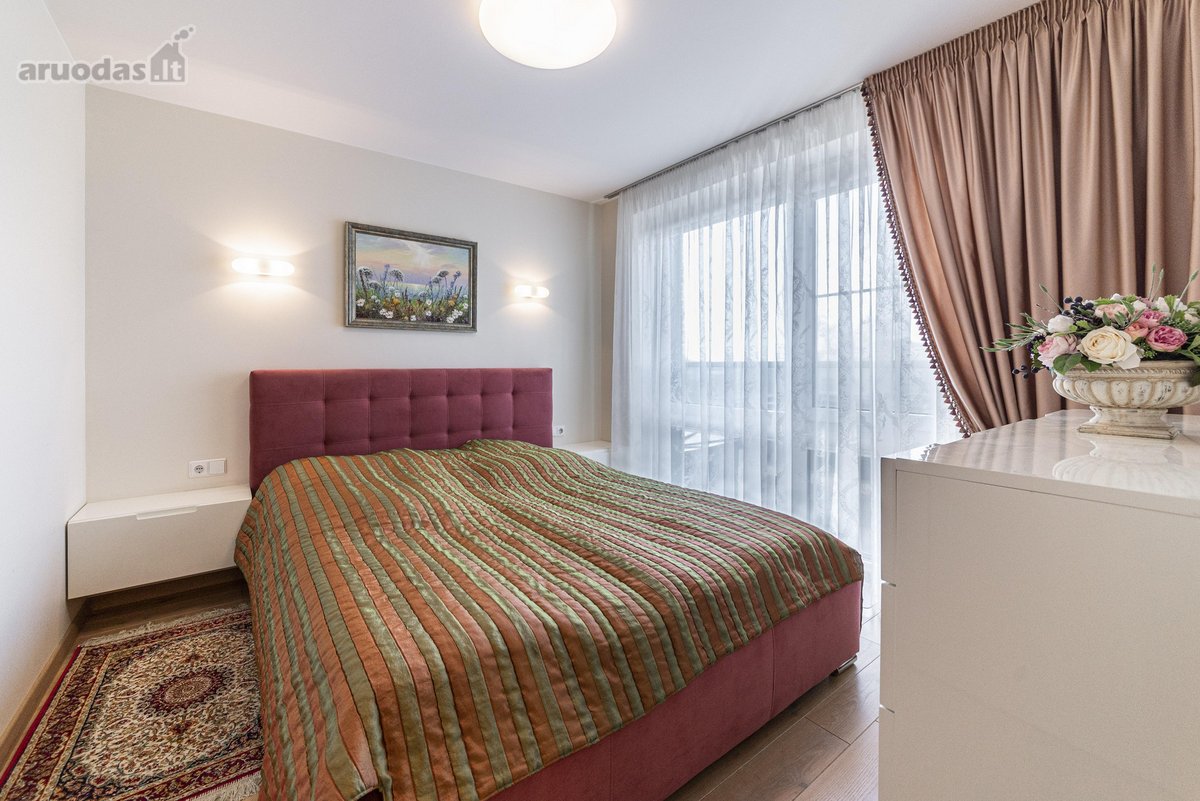Parduodamas erdvus ir šviesus 65 kv. m butas - nuotraukos Nr. 9