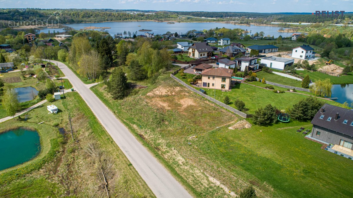 Parduodamas namų valdos sklypas su
