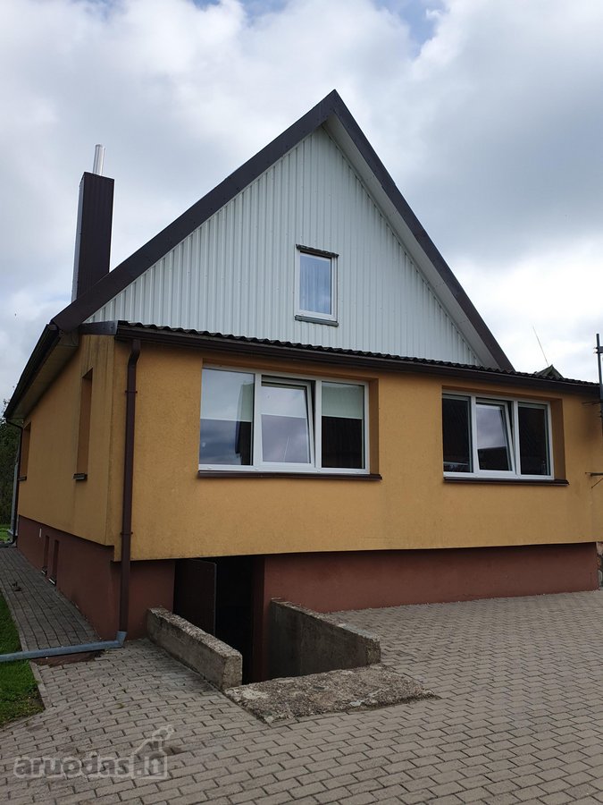 Parduodamas namas netoli Paršežerio