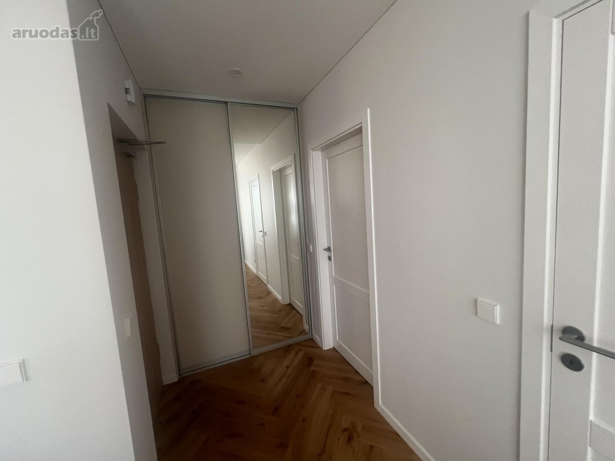 Naujai įregtas puikaus išplanavimo, šiltas ir - nuotraukos Nr. 9