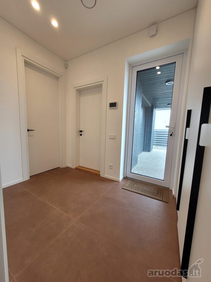 Modernus, kokybiškai įrengtas namas šeimai - nuotraukos Nr. 10